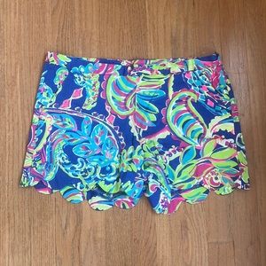 Excellent Condition! Lilly Pulitzer Scalloped shorts